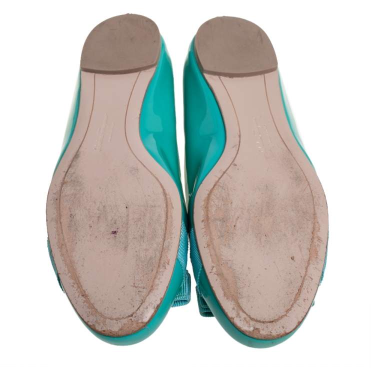 Pre Owned Salvatore Ferragamo Green Patent Leather Vara Bow Flats Size 39.5