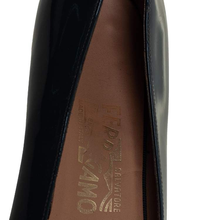 Pre Owned Salvatore Ferragamo Teal Blue Patent Leather Flats Size 38