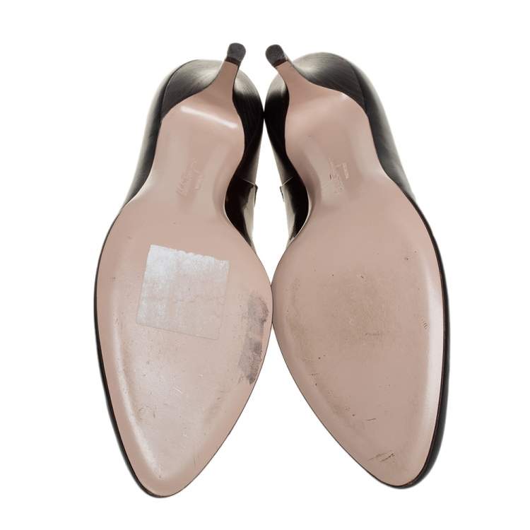 Pre Owned Salvatore Ferragamo Brown Leather and Patent Leather Pumps Size 39.5