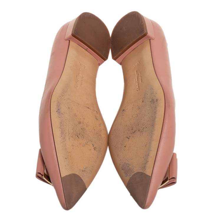 Pre Owned Salvatore Ferragamo Beige Leather Zeri Pointed Toe Ballet Flats Size 37