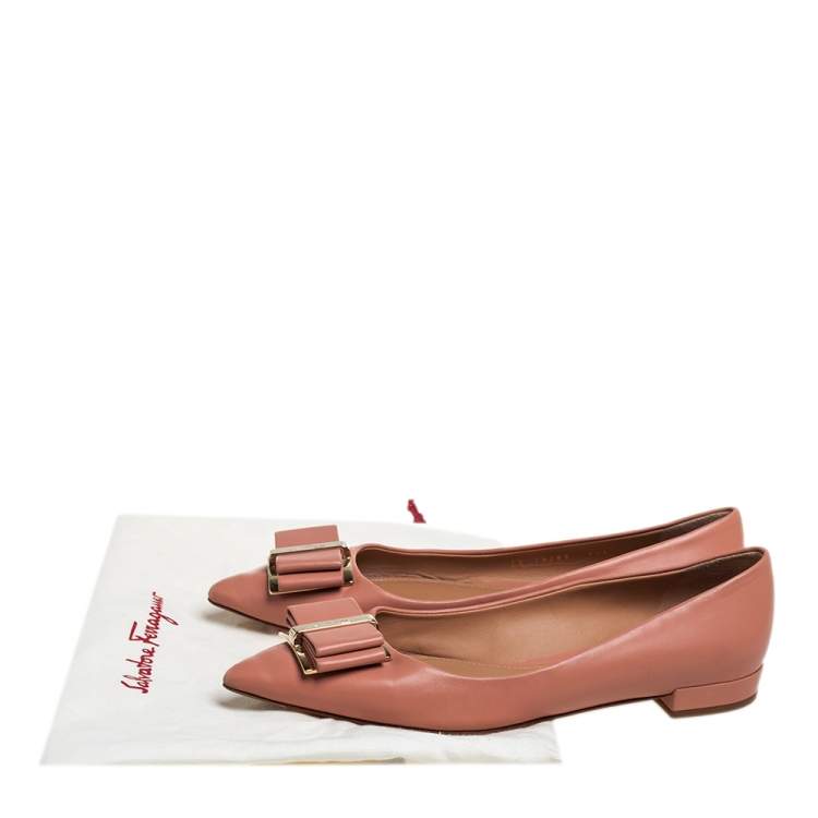 Pre Owned Salvatore Ferragamo Beige Leather Zeri Pointed Toe Ballet Flats Size 37