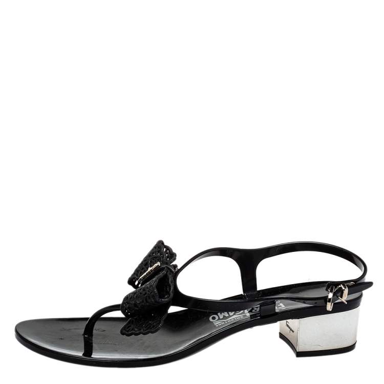 Salvatore ferragamo 2025 jelly sandals