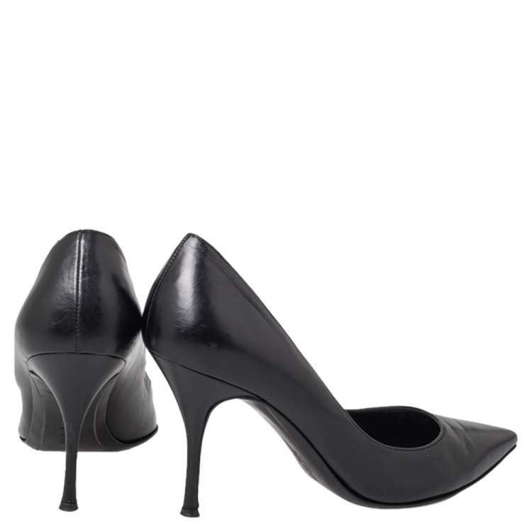 Pre Owned Salvatore Ferragamo Black Leather Pointed Toe Pumps Size 39