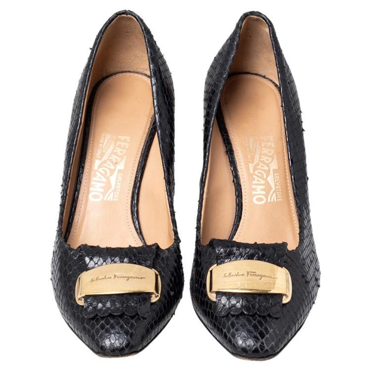 Pre Owned Salvatore Ferragamo Black Python Embossed Leather Logo Embellished Pumps Size 39.5