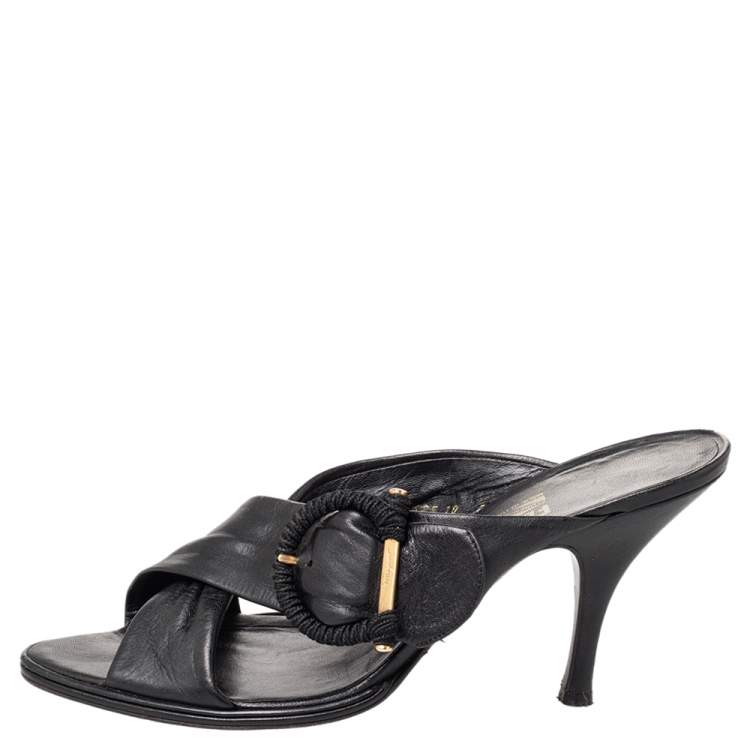 Pre Owned Salvatore Ferragamo Black Leather Mule Sandals Size 40.5