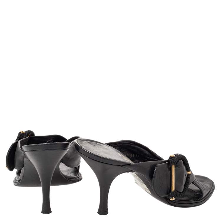 Pre Owned Salvatore Ferragamo Black Leather Mule Sandals Size 40.5