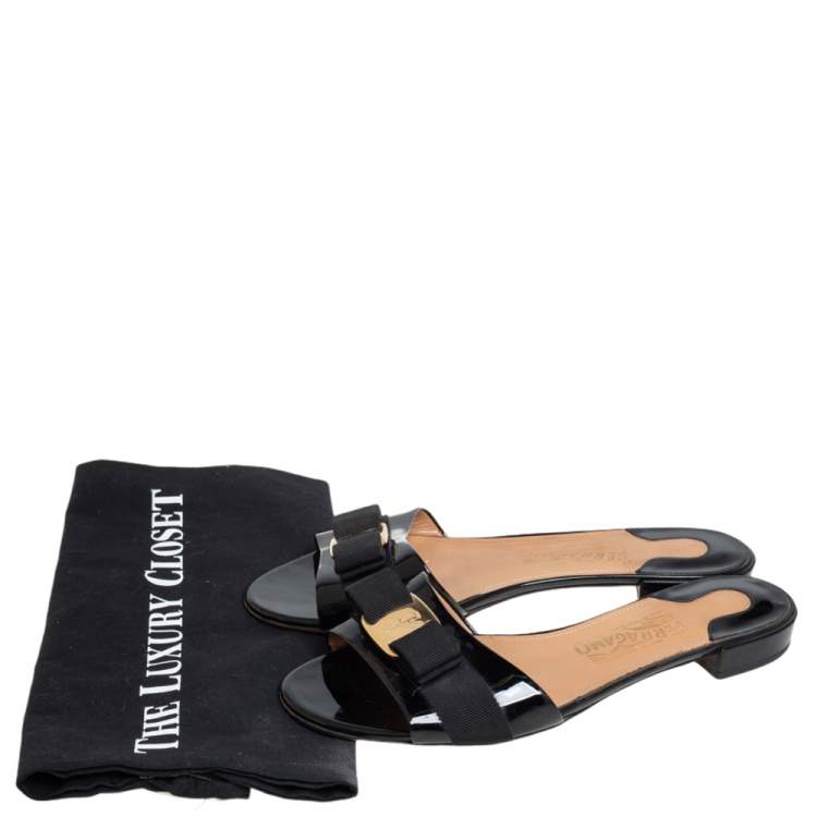 Pre Owned Salvatore Ferragamo Black Patent Leather Vara Bow Open Toe Flats Size 36.5