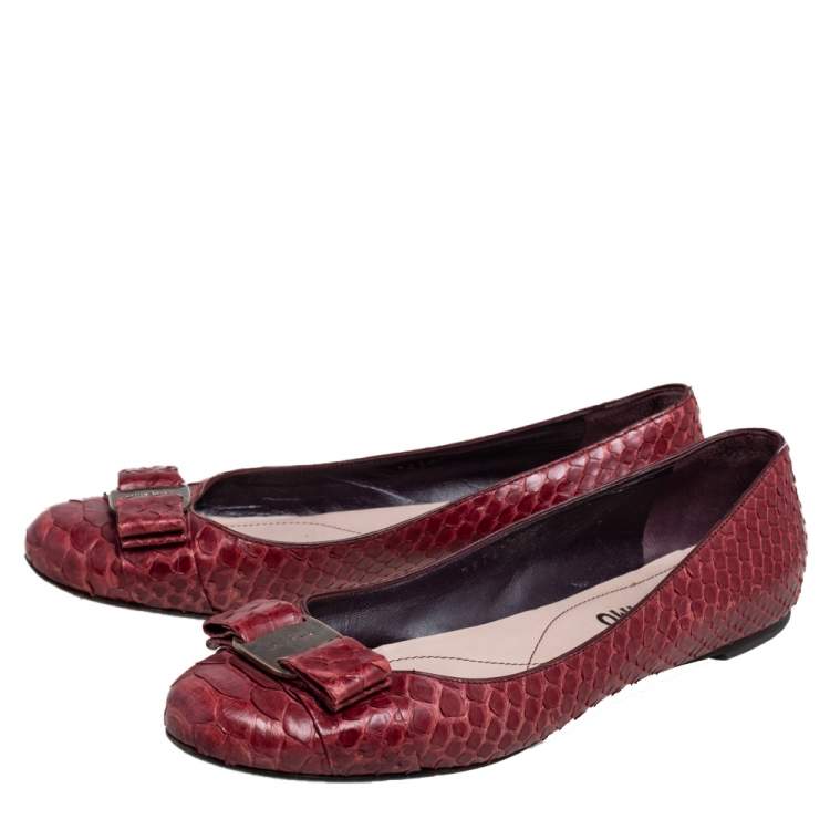 Pre Owned Salvatore Ferragamo Red Python Varina Flats Size 38