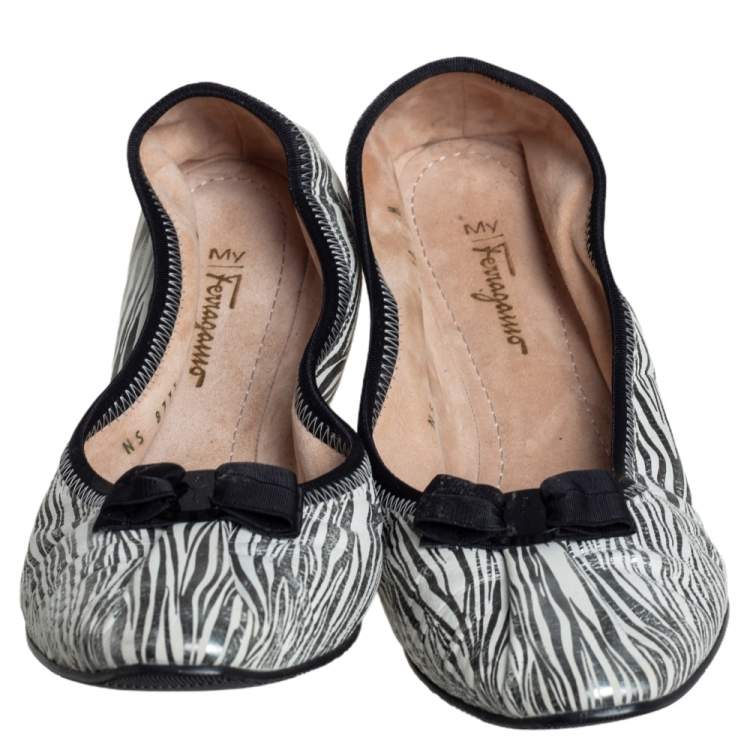 Pre Owned Salvatore Ferragamo Silver/White Zebra Print Leather My Joy Ballet Flats Size 40.5