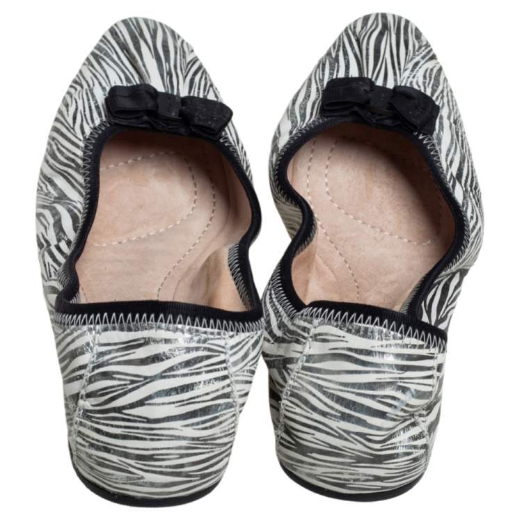 Pre Owned Salvatore Ferragamo Silver/White Zebra Print Leather My Joy Ballet Flats Size 40.5