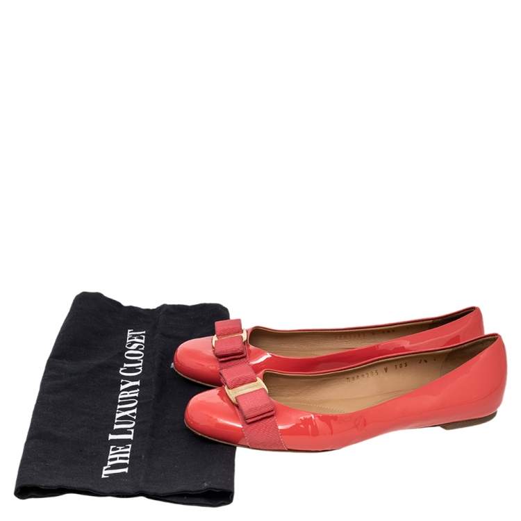 Pre Owned Salvatore Ferragamo Coral Pink Patent Leather Vara Bow Flats Size 38