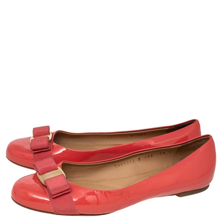 Pre Owned Salvatore Ferragamo Coral Pink Patent Leather Vara Bow Flats Size 38
