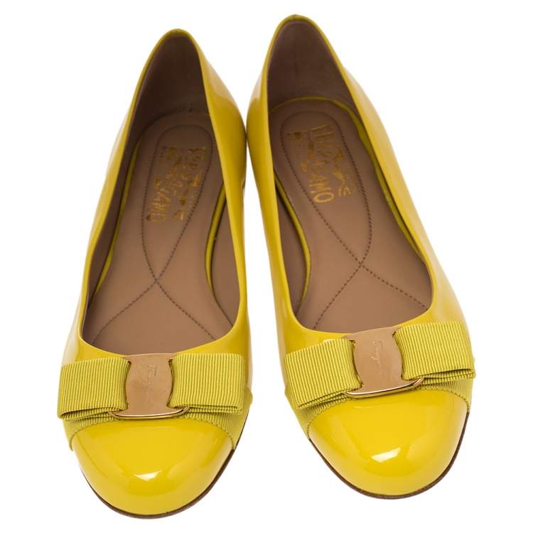 Pre Owned Salvatore Ferragamo Yellow Patent Leather Vara Bow Ballet Flats Size 38