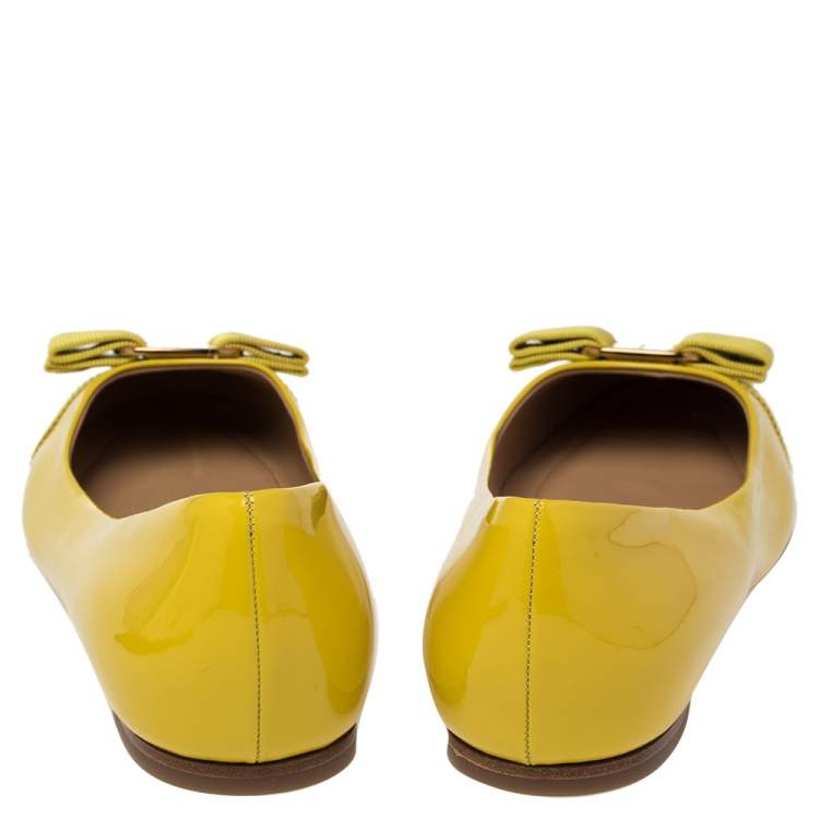 Pre Owned Salvatore Ferragamo Yellow Patent Leather Vara Bow Ballet Flats Size 38