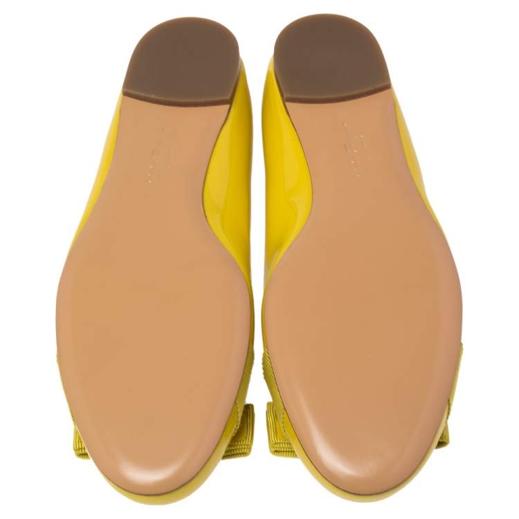 Pre Owned Salvatore Ferragamo Yellow Patent Leather Vara Bow Ballet Flats Size 38