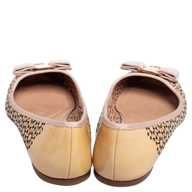 Pre Owned Salvatore Ferragamo Beige Patent Leather Laser Cut Ballet Flats Size 39