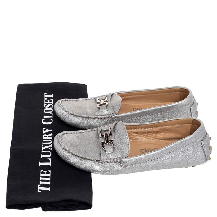 Pre Owned Salvatore Ferragamo Silver Leather Slip on Loafers Size 37