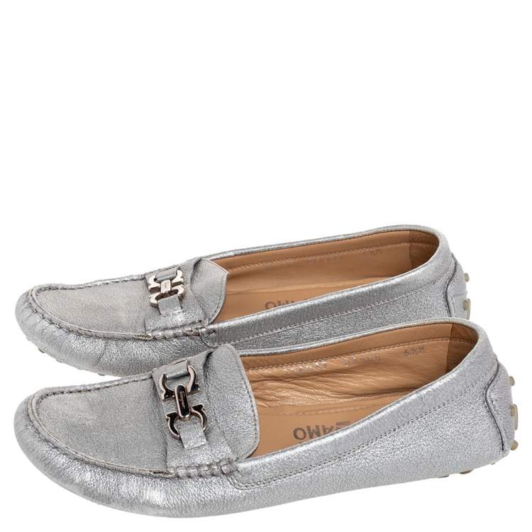Pre Owned Salvatore Ferragamo Silver Leather Slip on Loafers Size 37