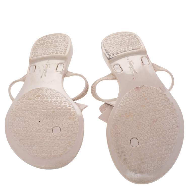 Pre Owned Salvatore Ferragamo Cream Jelly Bali Embossed Bow Thong Sandals Size 37.5