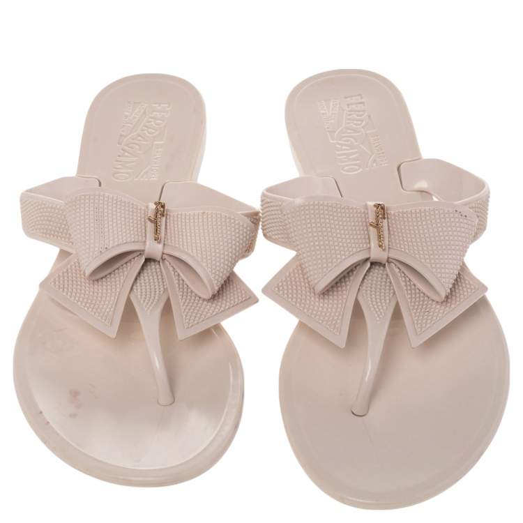Pre Owned Salvatore Ferragamo Cream Jelly Bali Embossed Bow Thong Sandals Size 37.5
