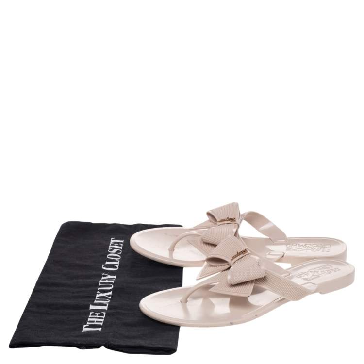 Pre Owned Salvatore Ferragamo Cream Jelly Bali Embossed Bow Thong Sandals Size 37.5