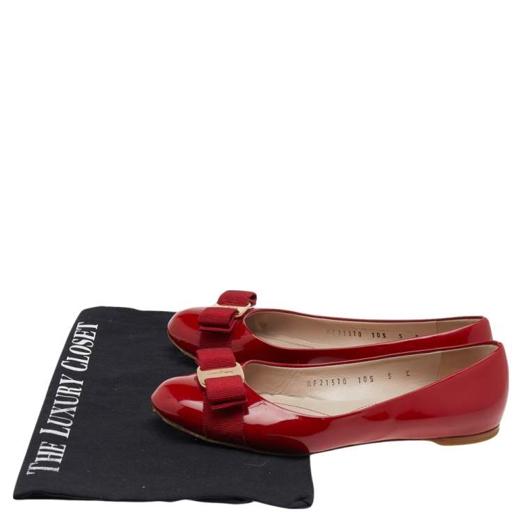 Pre Owned Salvatore Ferragamo Red Patent Leather Vara Bow Flats Size 35.5