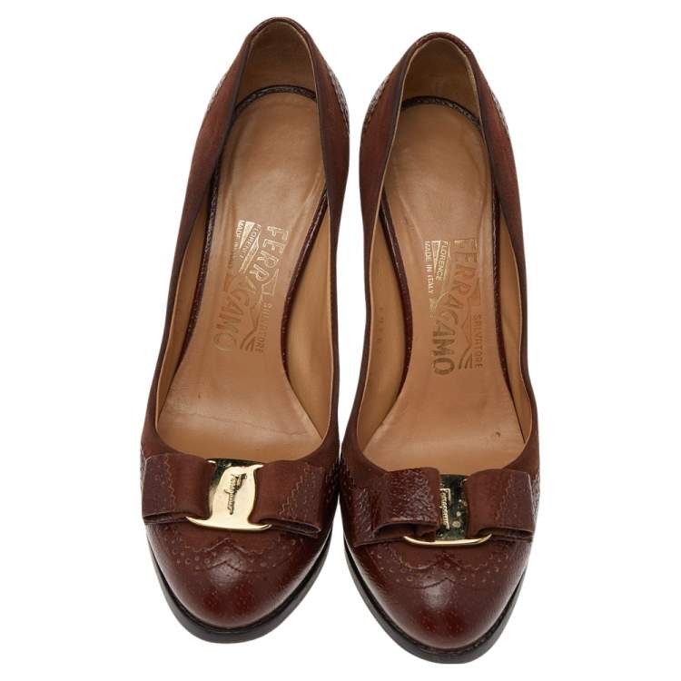 Pre Owned Salvatore Ferragamo Brown Leather Vara Bow Pumps Size 36