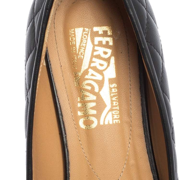 Pre Owned Salvatore Ferragamo Black Quilted Leather Vara Bow Flats Size 37.5