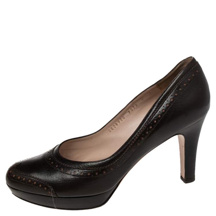 Pre Owned Salvatore Ferragamo Brown Leather Brogue Slip On Pumps Size 39.5