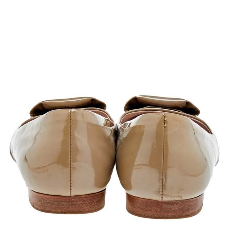 Pre Owned Salvatore Ferragamo Beige Patent Leather Ballet Flats Size 39