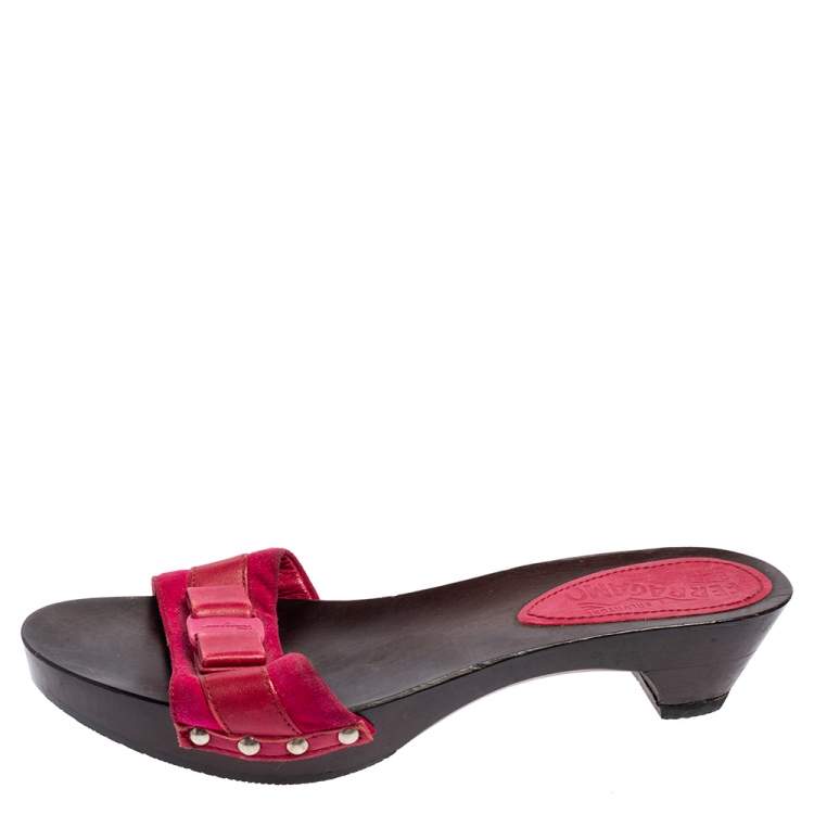 Pre Owned Salvatore Ferragamo Magenta Suede and Leather Vara Bow Slide Sandals Size 36