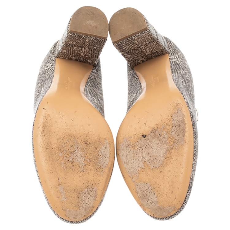 Pre Owned Salvatore Ferragamo Two Tone Lizard Embossed Leather Block Heel Pumps Size 38.5
