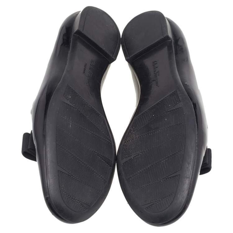 Pre Owned Salvatore Ferragamo Black Patent Leather Bow Smoking Slippers Size 37