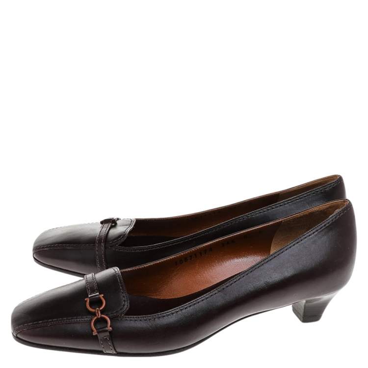 Pre Owned Salvatore Ferragamo Dark Brown Leather Pumps Size 38.5