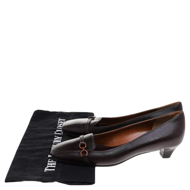 Pre Owned Salvatore Ferragamo Dark Brown Leather Pumps Size 38.5