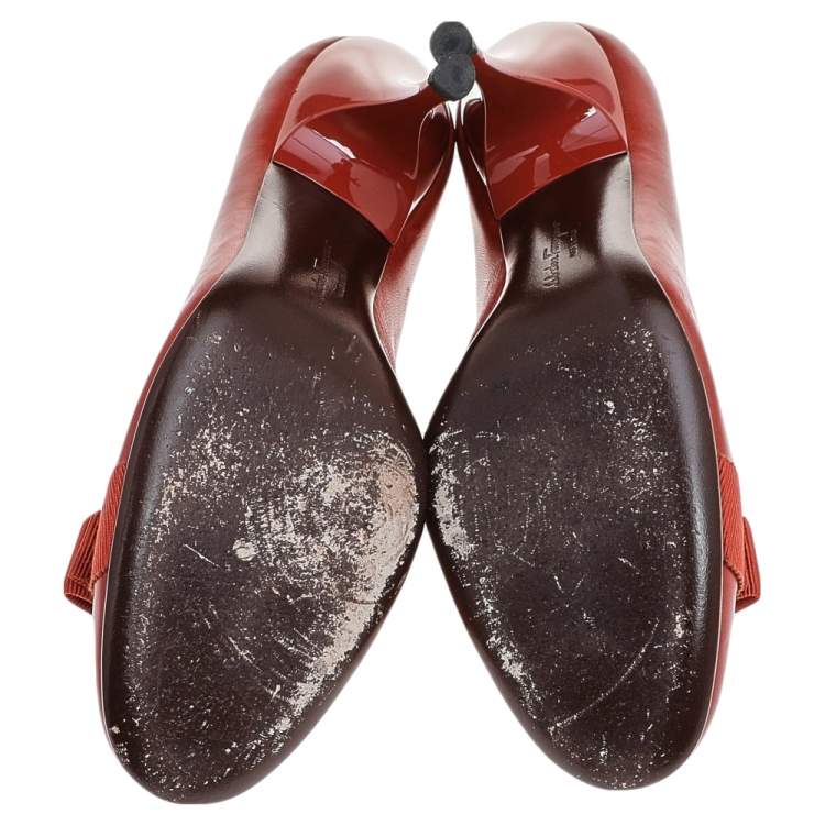 Pre Owned Salvatore Ferragamo Rust Orange Leather Vara Bow Pumps Size 37