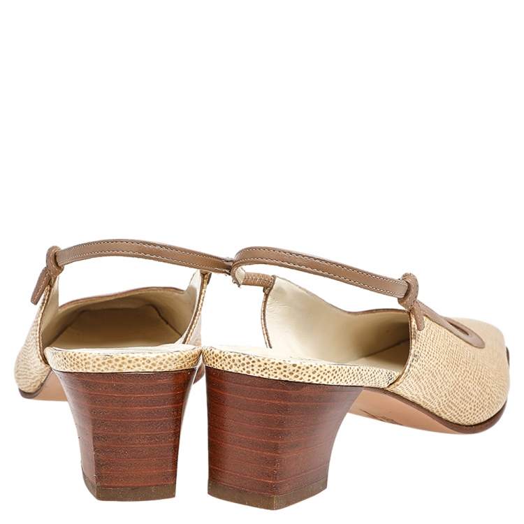 مملوكة مسبقًا Salvatore Ferragamo Beige Leather Square Toe Slingback Block Heel Pumps Size 38.5