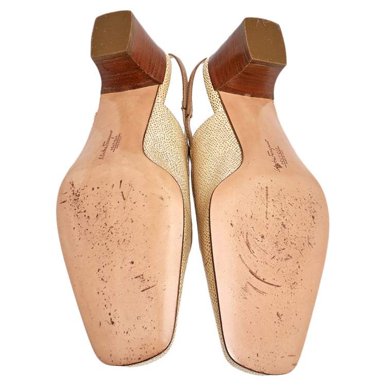 مملوكة مسبقًا Salvatore Ferragamo Beige Leather Square Toe Slingback Block Heel Pumps Size 38.5