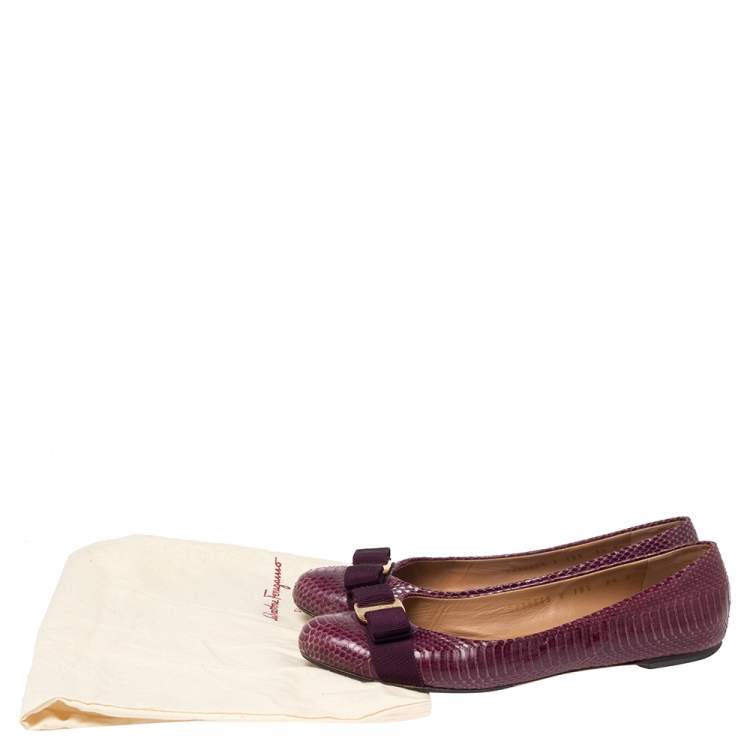 Pre Owned Salvatore Ferragamo Burgundy Python Leather Vara Bow Ballet Flats Size 39