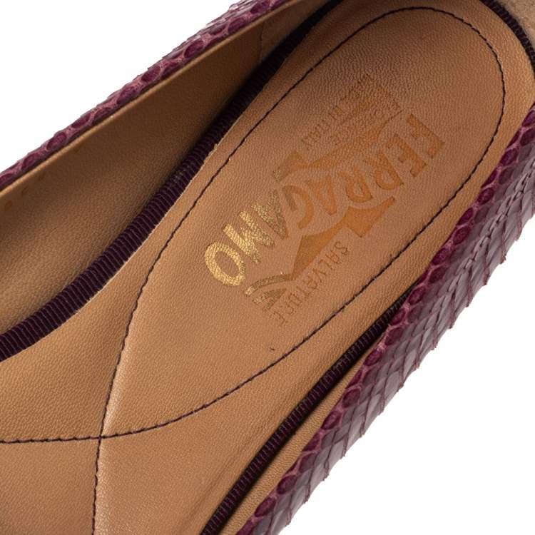 Pre Owned Salvatore Ferragamo Burgundy Python Leather Vara Bow Ballet Flats Size 39