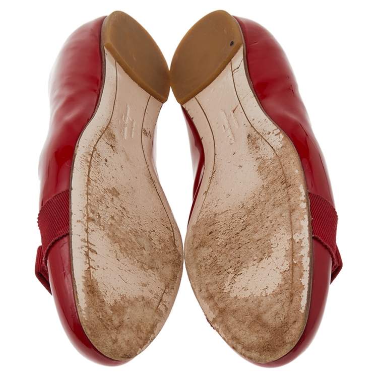 مملوكة مسبقًا Salvatore Ferragamo Red Patent Leather Varina Bow Ballet Flats Size 40