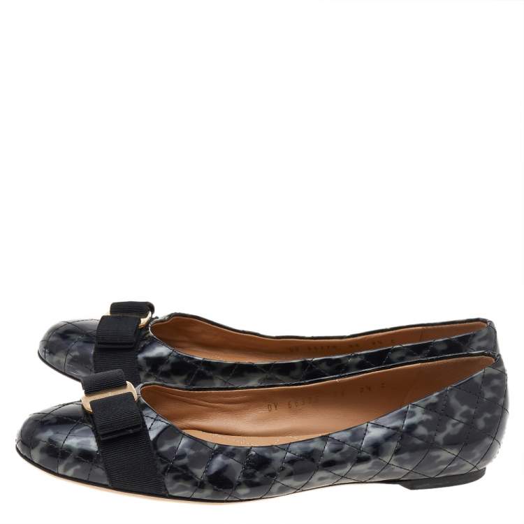 Pre Owned Salvatore Ferragamo Black Quilted Patent Leather Vara Bow Ballet Flats Size 40