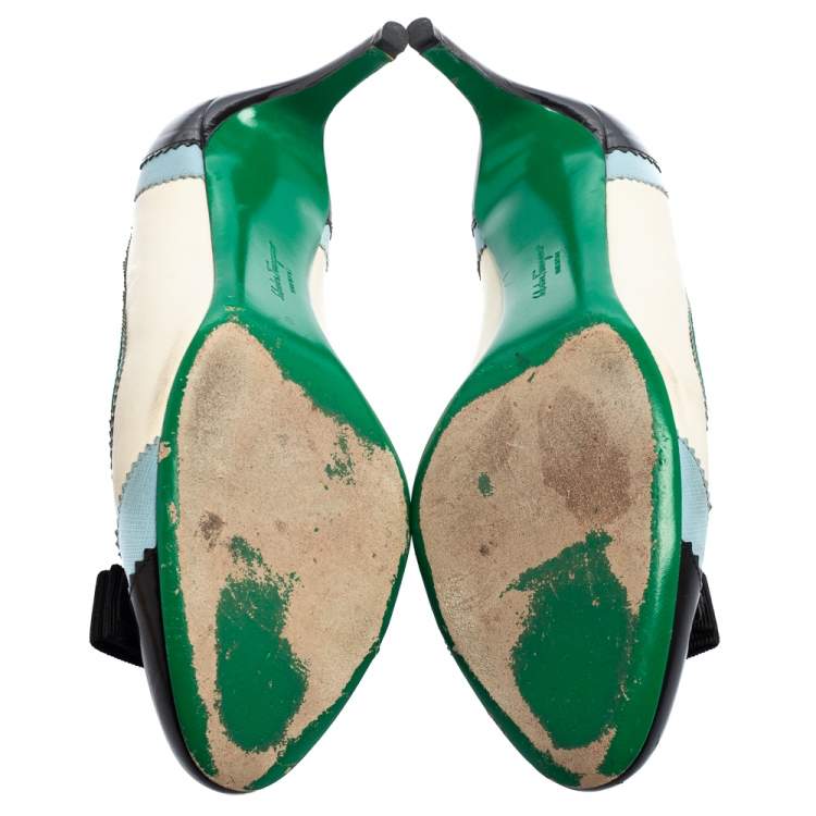 Pre Owned Salvatore Ferragamo Multicolor Leather and Patent Leather Vara Bow Pumps Size 38