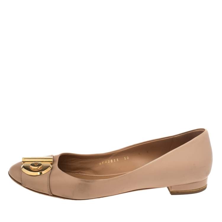 Pre Owned Salvatore Ferragamo Beige Leather Lola Ballet Flats Size 39.5