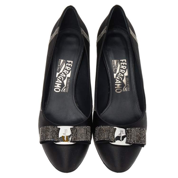 Pre Owned Salvatore Ferragamo Black Satin Crystal Embellished Vara Bow Pumps Size 38