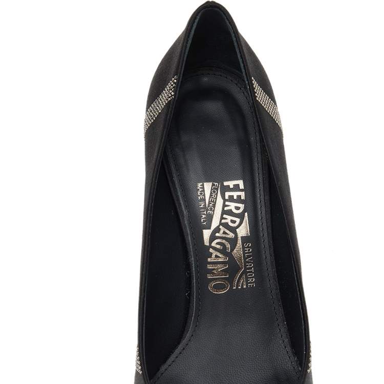 Pre Owned Salvatore Ferragamo Black Satin Crystal Embellished Vara Bow Pumps Size 38