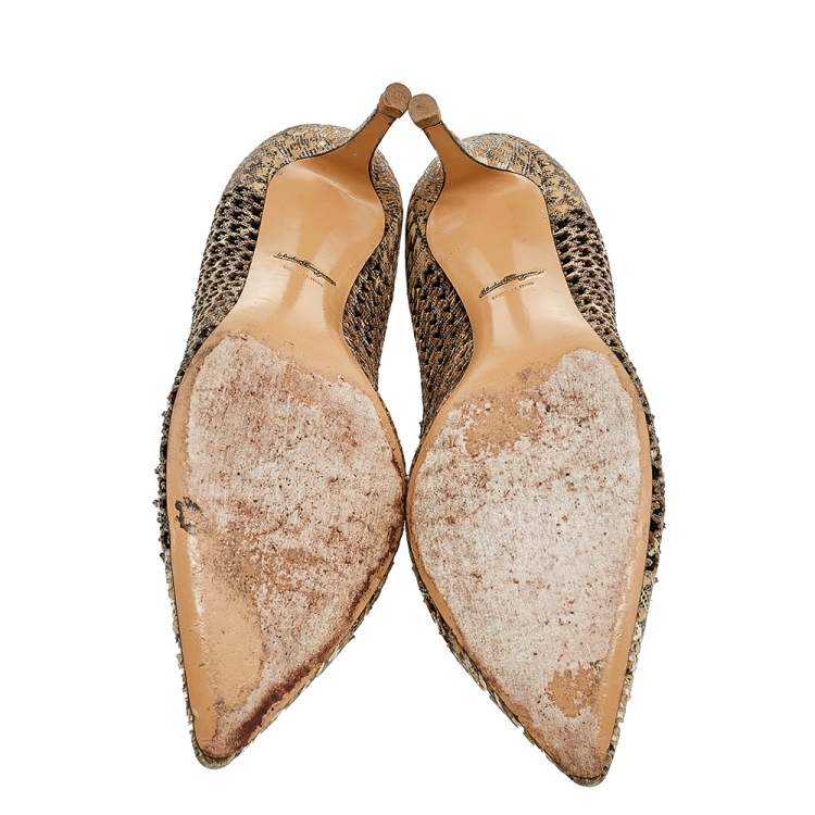 Pre Owned Salvatore Ferragamo Beige/Black Leather Pointed Toe Pumps Size 40