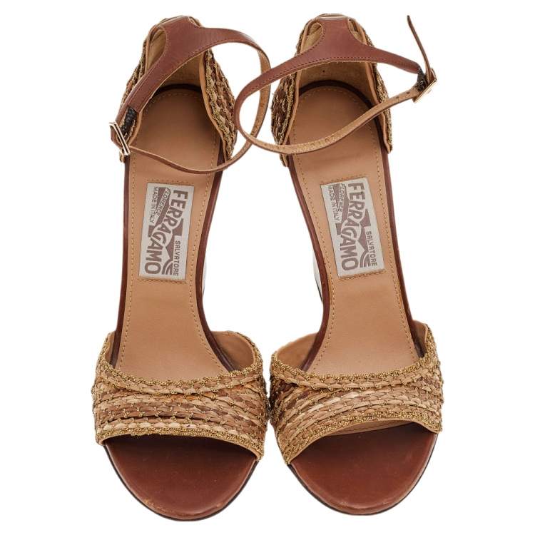 Pre Owned Salvatore Ferragamo Brown/Beige Woven Straw Chain Embellishment Sandals Size 38.5