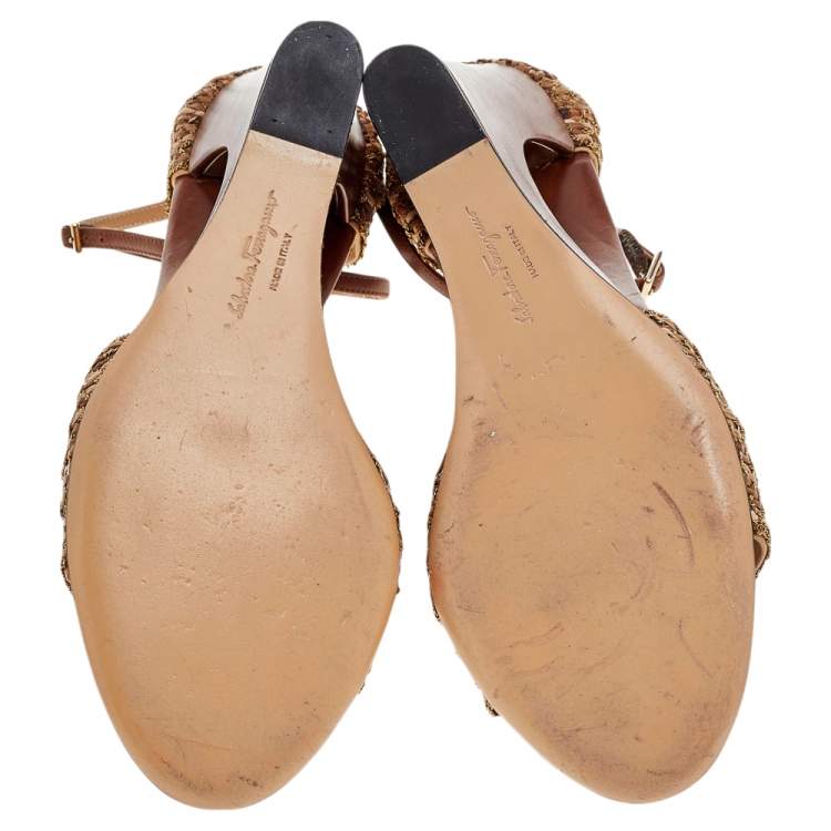 Pre Owned Salvatore Ferragamo Brown/Beige Woven Straw Chain Embellishment Sandals Size 38.5
