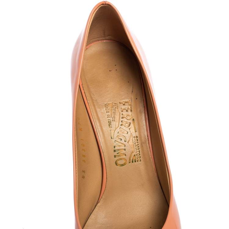 Pre Owned Salvatore Ferragamo Pink Patent Leather Pimpa Vara Bow Pumps Size 38.5